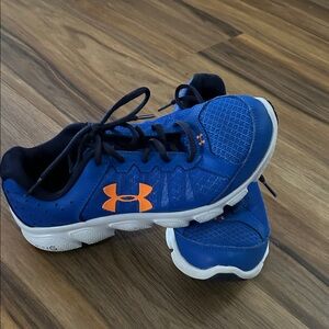 Under Armour Kids Sneakers in Blue with Orange Logo